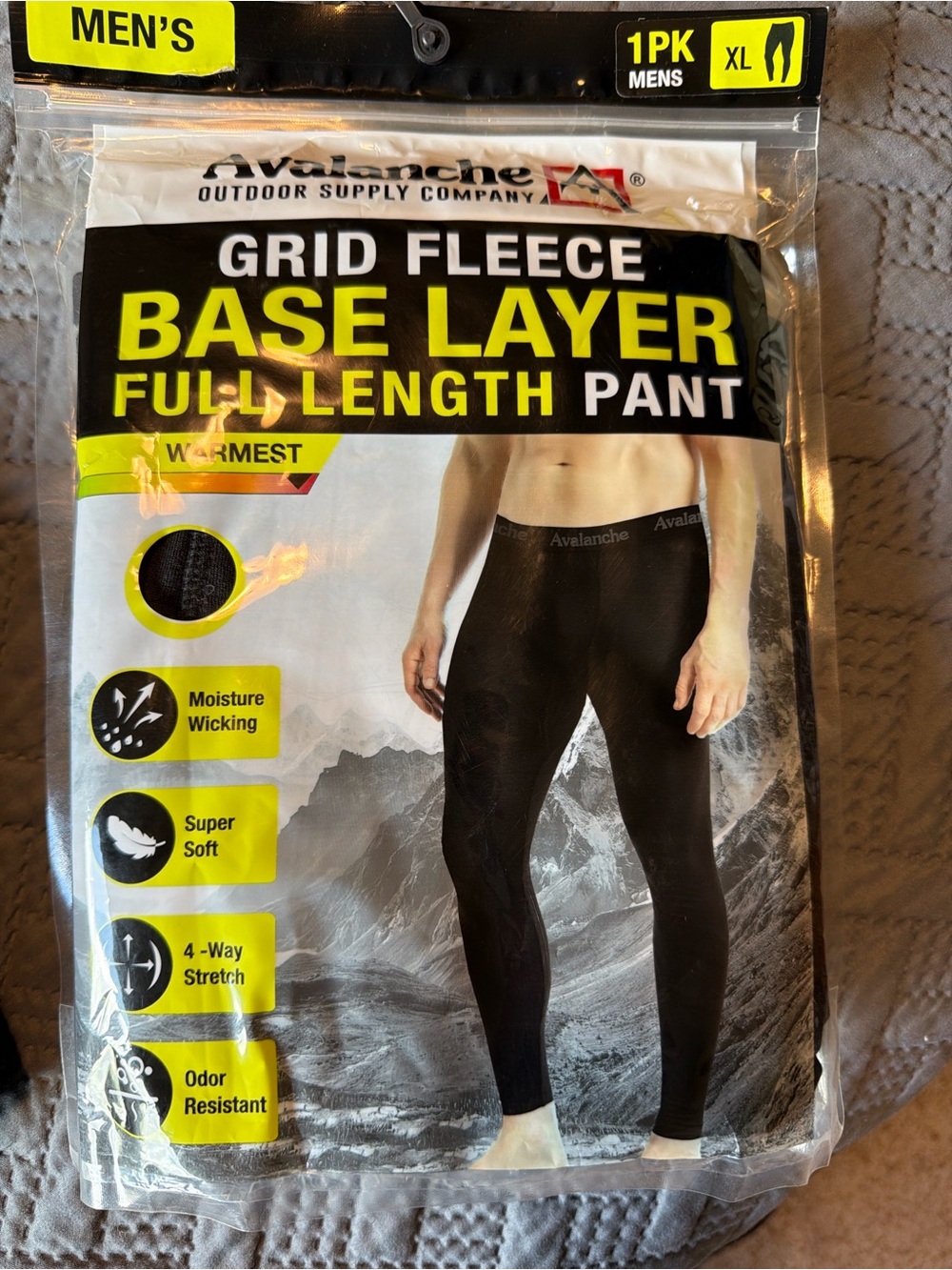 Avalanche Men's Black Grid Fleece Base Layer Full-Length Pants